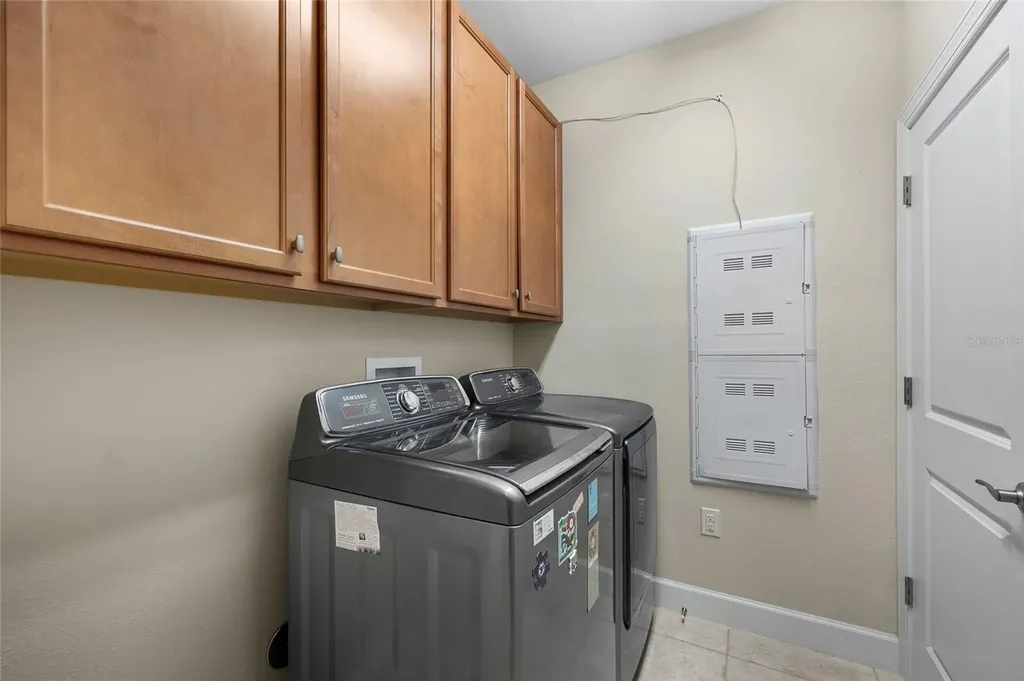 3226 Nautical Place S St Petersburg FL 33712