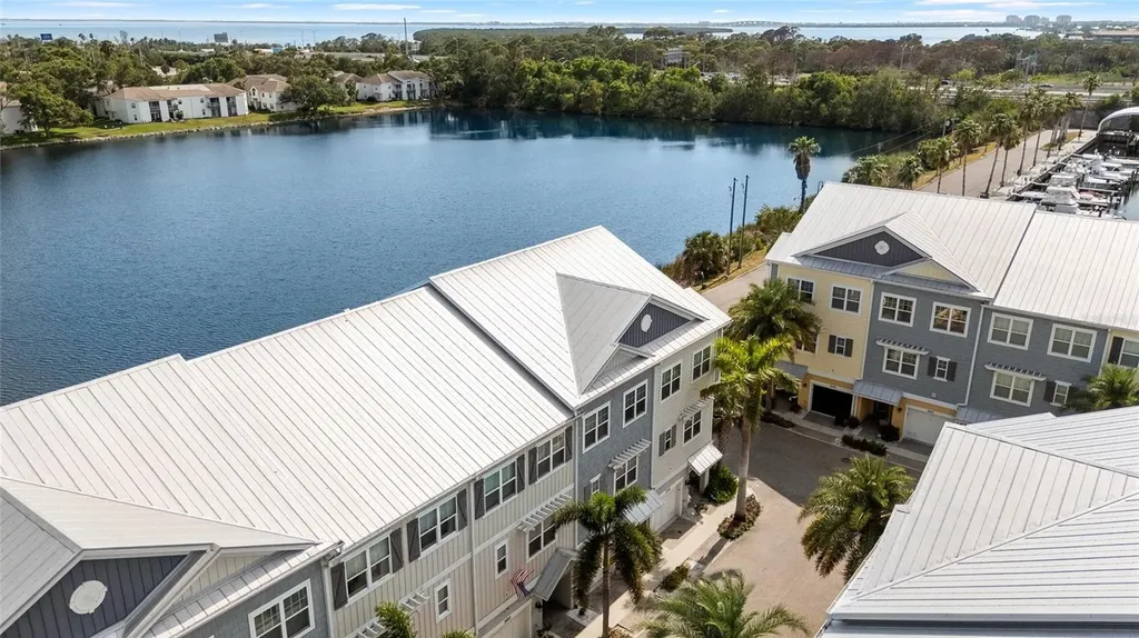 3226 Nautical Place S St Petersburg FL 33712