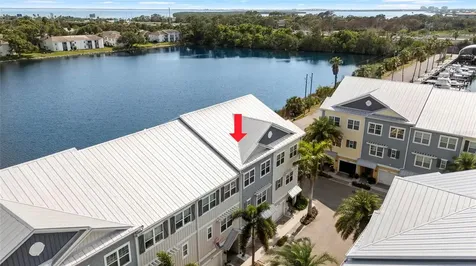 3226 Nautical Place S St Petersburg FL 33712