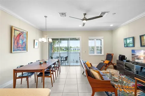 3226 Nautical Place S St Petersburg FL 33712
