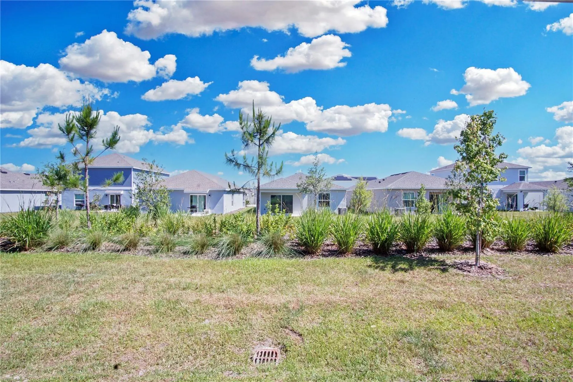 2537 Skyline Loop Kissimmee FL 34758