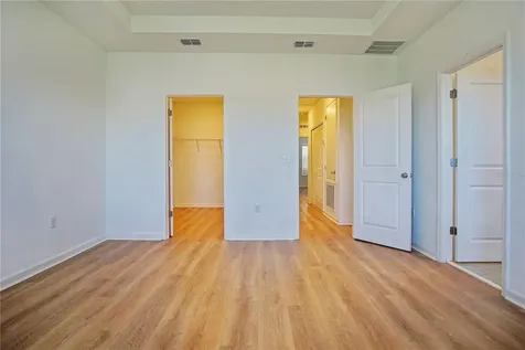2537 Skyline Loop Kissimmee FL 34758