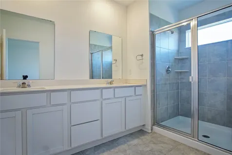 2537 Skyline Loop Kissimmee FL 34758