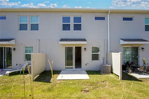 2537 Skyline Loop Kissimmee FL 34758