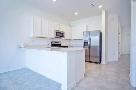 2537 Skyline Loop Kissimmee FL 34758