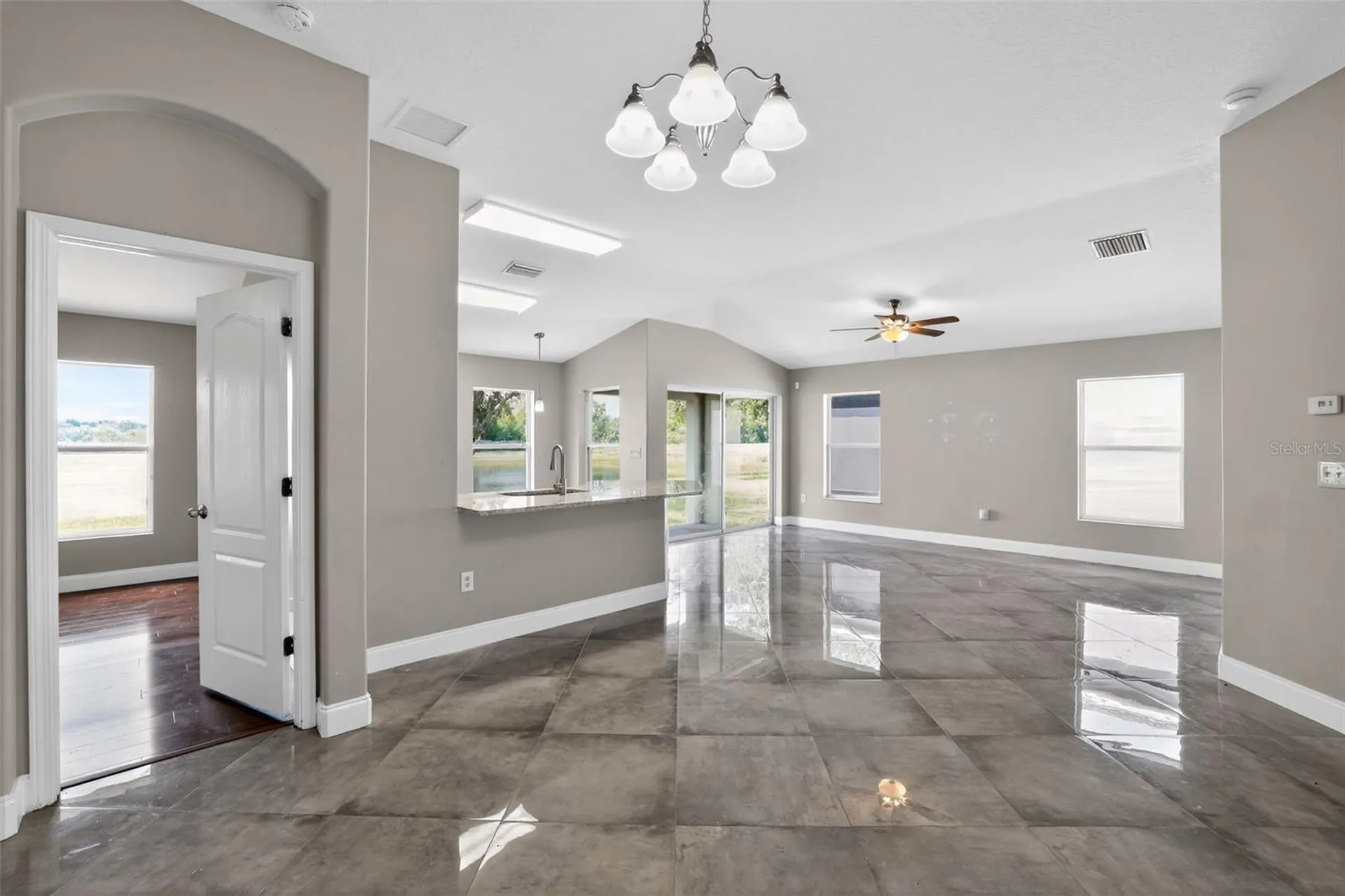 7513 Turtle View Drive Ruskin FL 33573