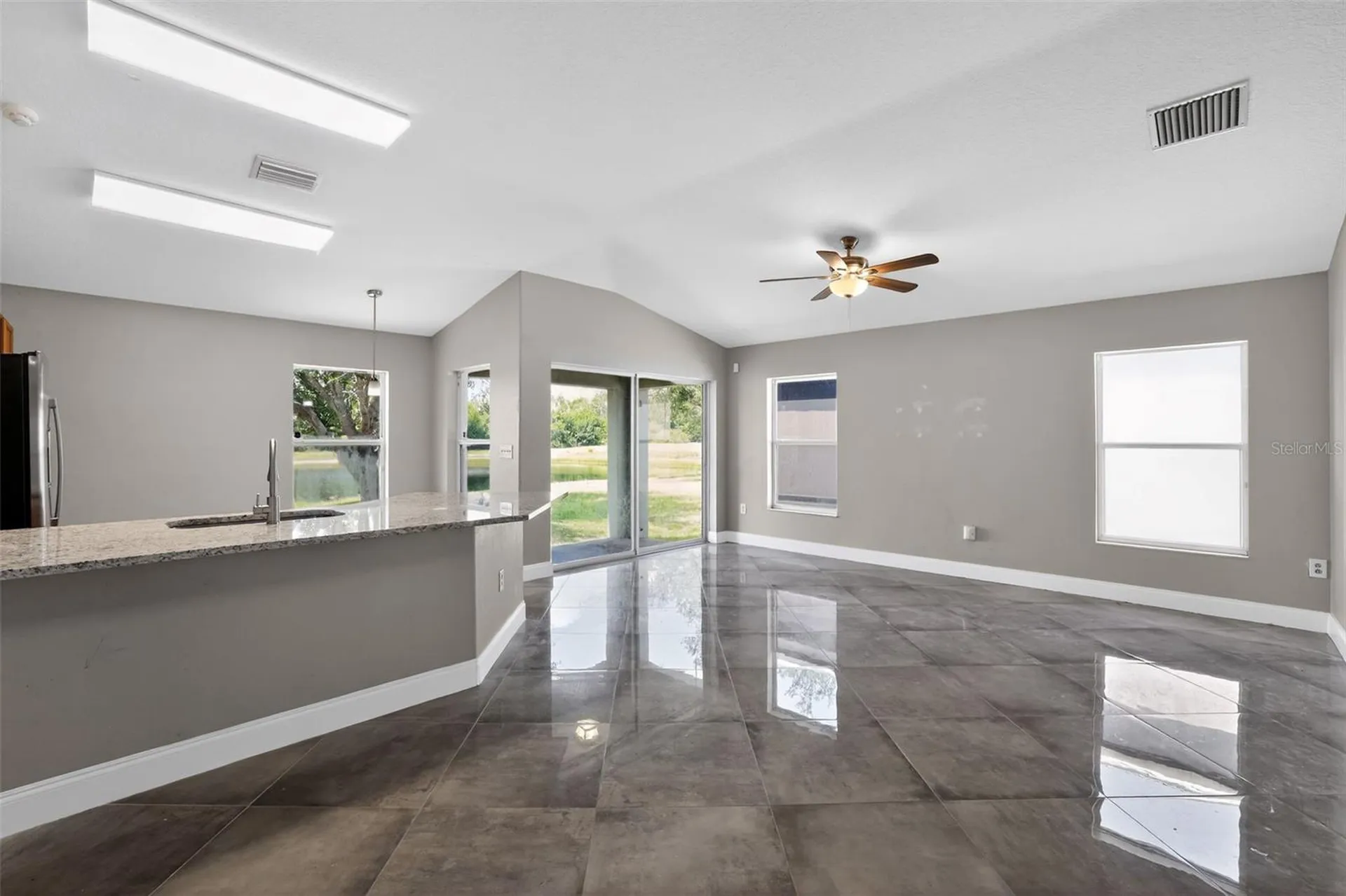 7513 Turtle View Drive Ruskin FL 33573