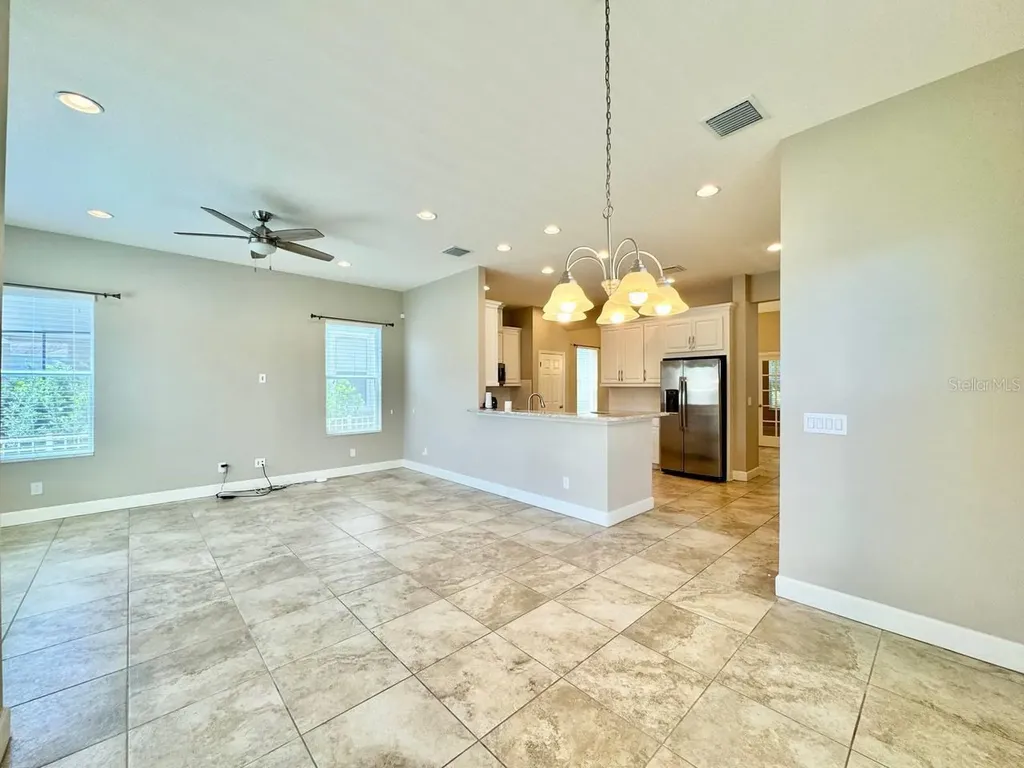11127 Winthrop Lake Drive Riverview FL 33578