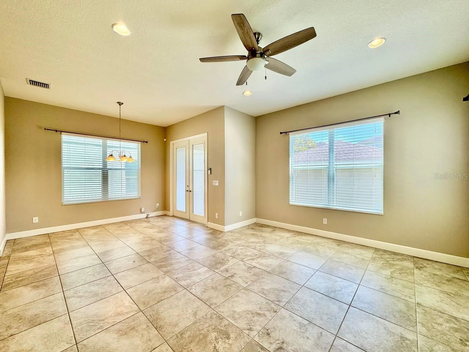 11127 Winthrop Lake Drive Riverview FL 33578