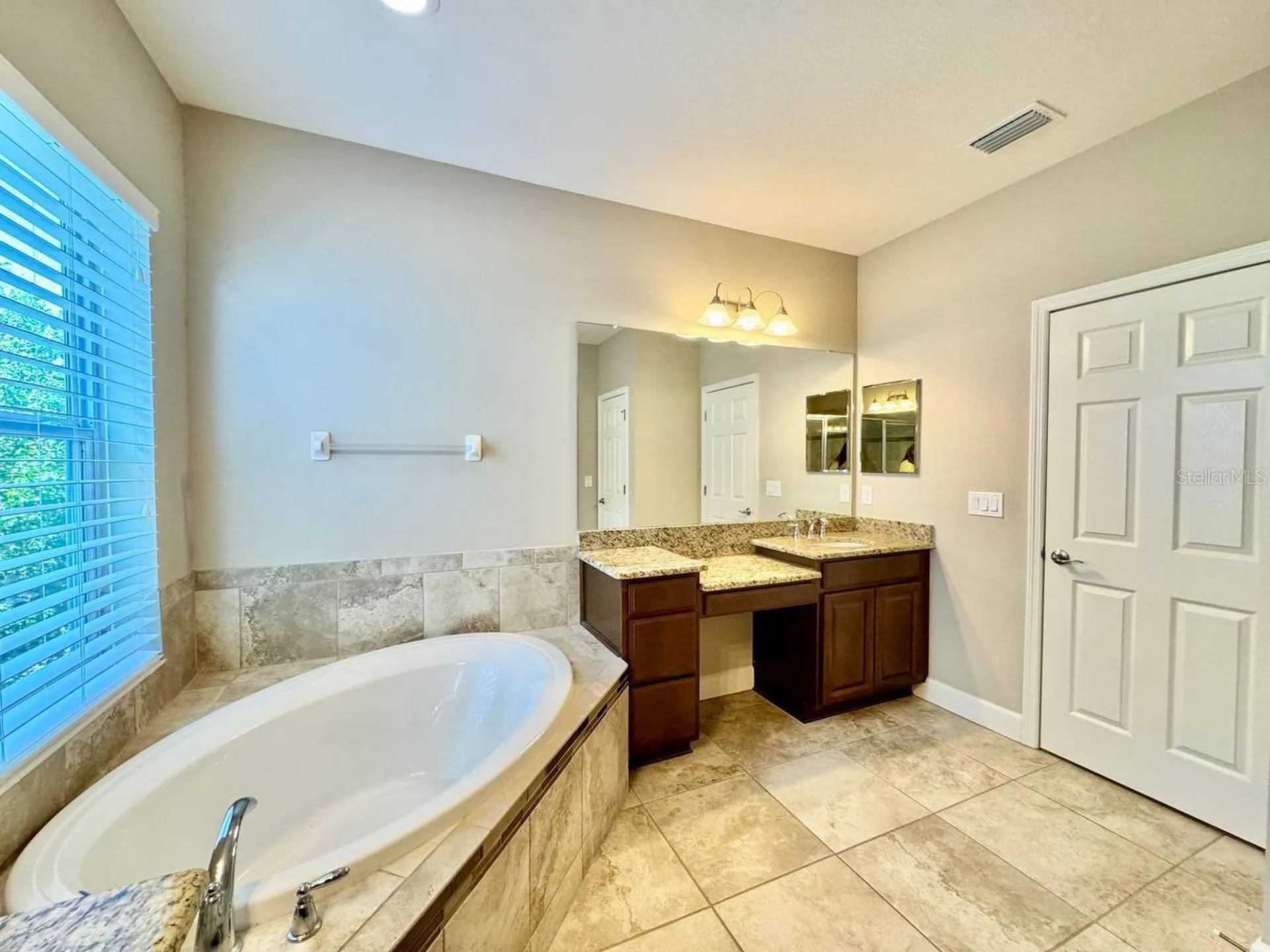 11127 Winthrop Lake Drive Riverview FL 33578