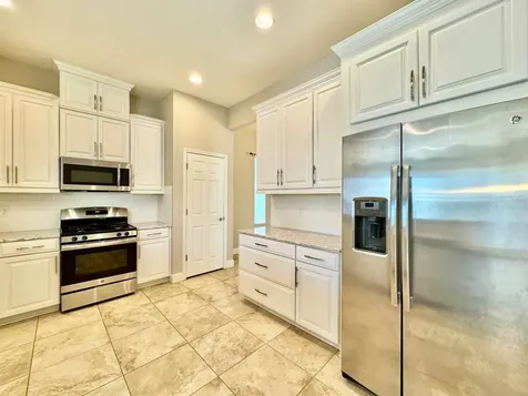 11127 Winthrop Lake Drive Riverview FL 33578