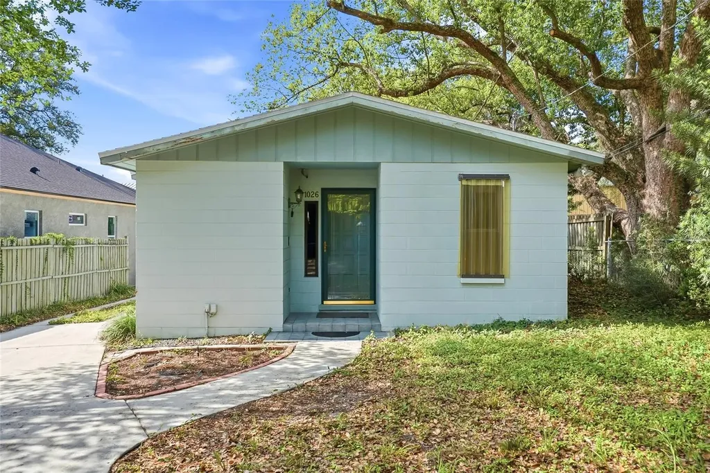 1026 W Rambla Street Tampa FL 33612