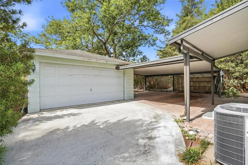 1026 W Rambla Street Tampa FL 33612