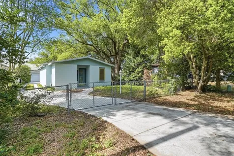 1026 W Rambla Street Tampa FL 33612