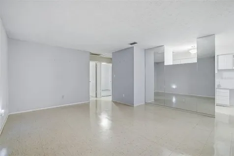1026 W Rambla Street Tampa FL 33612