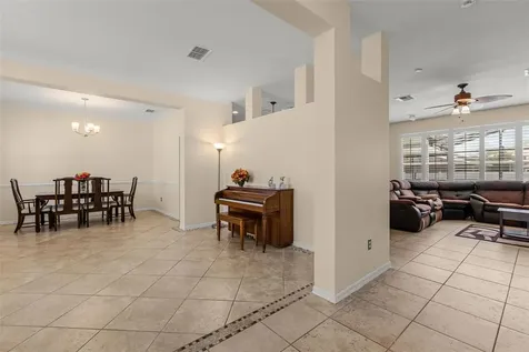 1573 Anna Catherine Drive Orlando FL 32828
