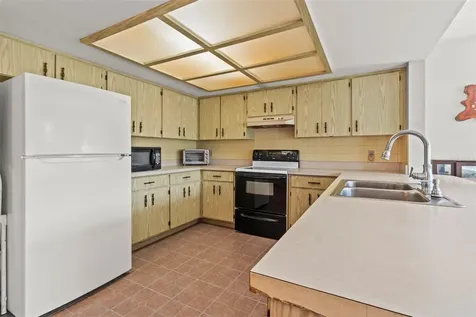 8220 E Derby Oaks Drive Floral City FL 34436