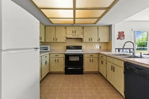 8220 E Derby Oaks Drive Floral City FL 34436