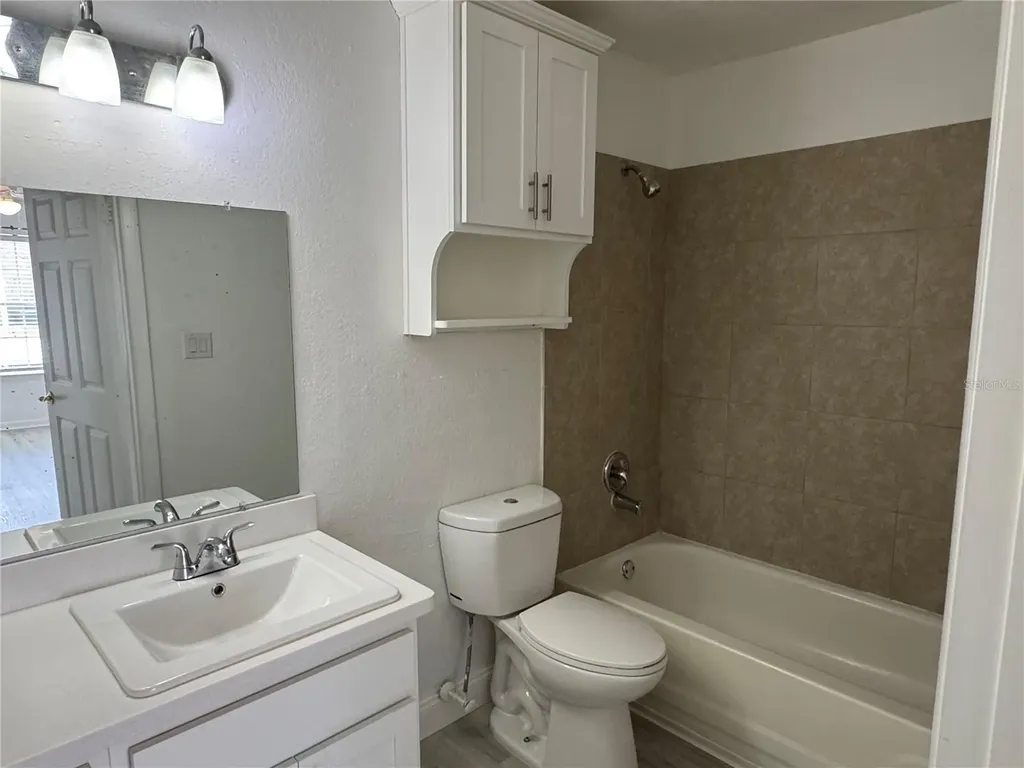 5540 Devonbriar Way Orlando FL 32822