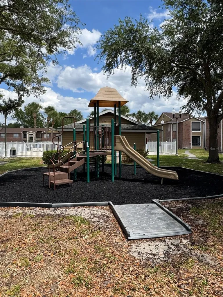 5540 Devonbriar Way Orlando FL 32822