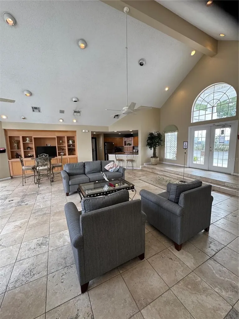 5540 Devonbriar Way Orlando FL 32822