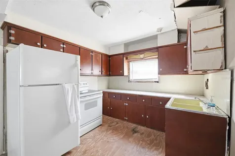 531 Athens Street Tarpon Springs FL 34689