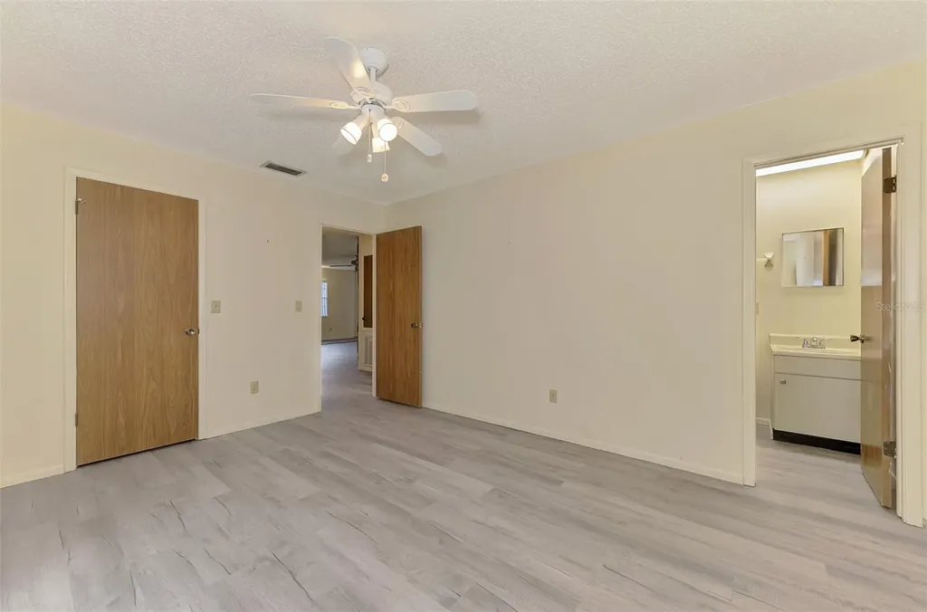 4161 66th Street Circle W Bradenton FL 34209