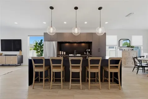 5160 Dartmouth Avenue N St Petersburg FL 33710