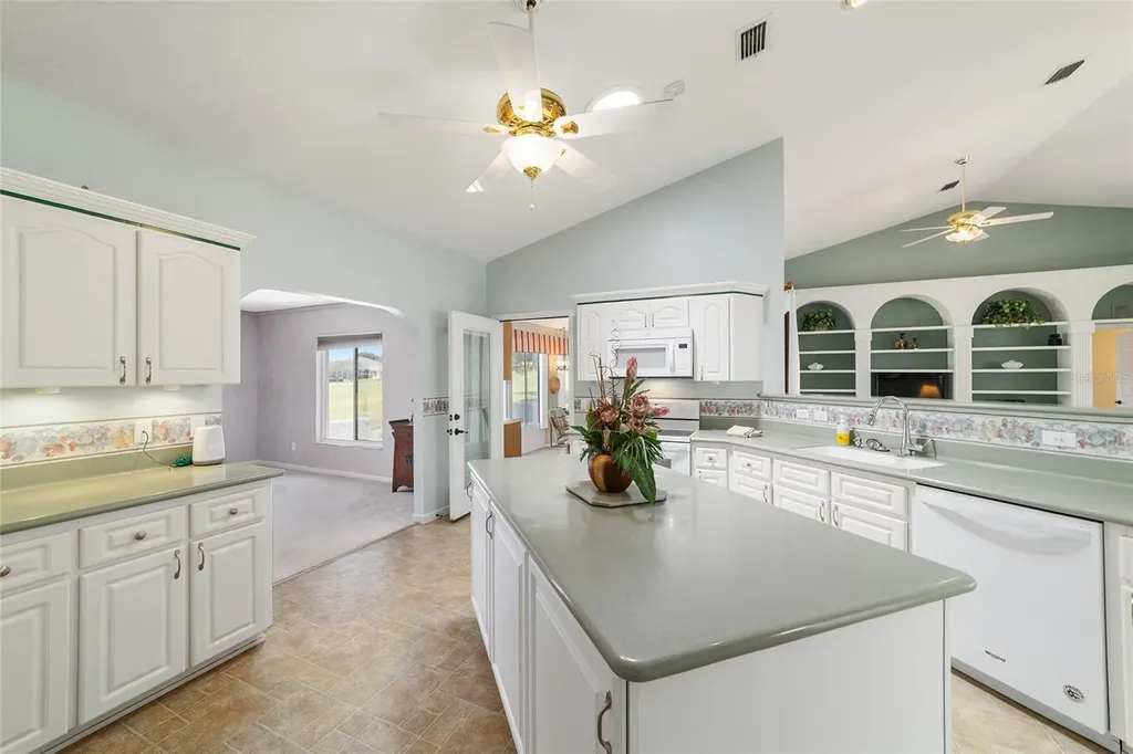 2064 NW 50th Circle Ocala FL 34482