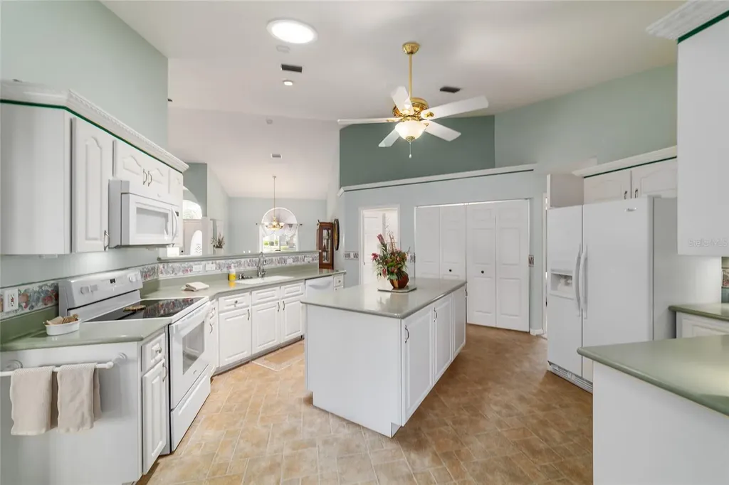2064 NW 50th Circle Ocala FL 34482