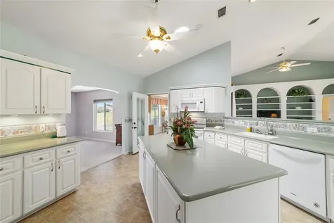 2064 NW 50th Circle Ocala FL 34482
