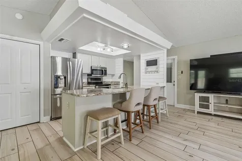 4706 Wandering Way Tampa FL 33624