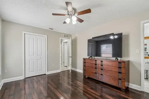 4706 Wandering Way Tampa FL 33624