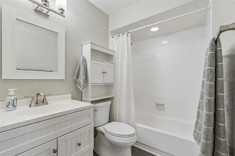 4706 Wandering Way Tampa FL 33624