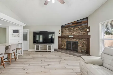 4706 Wandering Way Tampa FL 33624