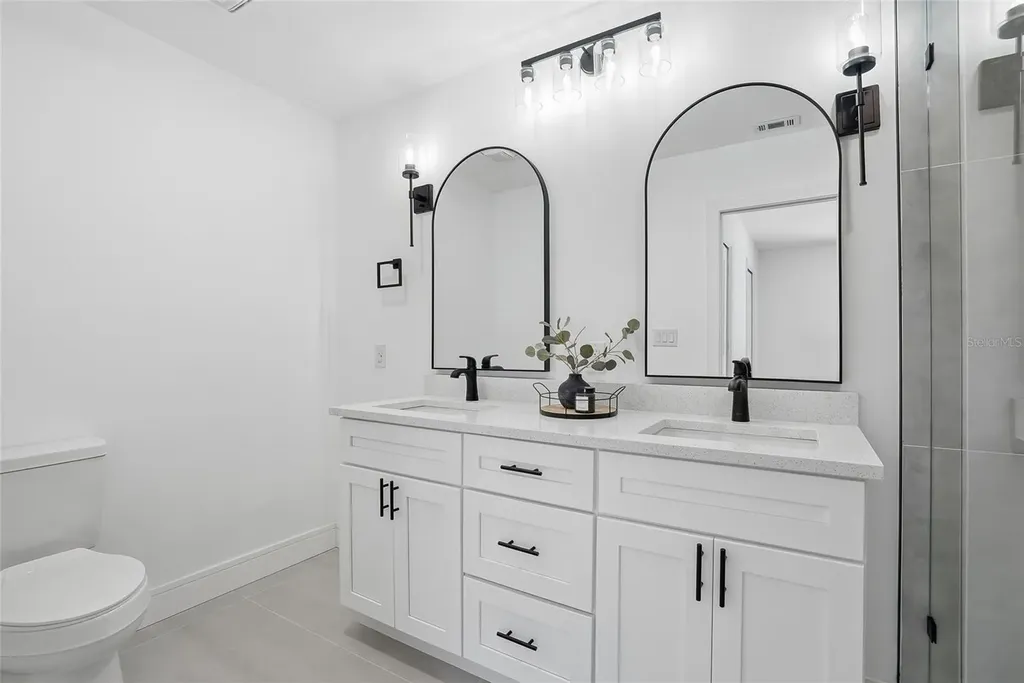 2540 Laurelwood Lane Valrico FL 33596