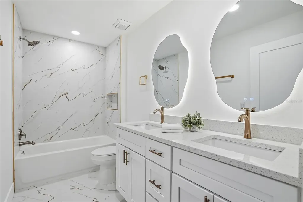 2540 Laurelwood Lane Valrico FL 33596
