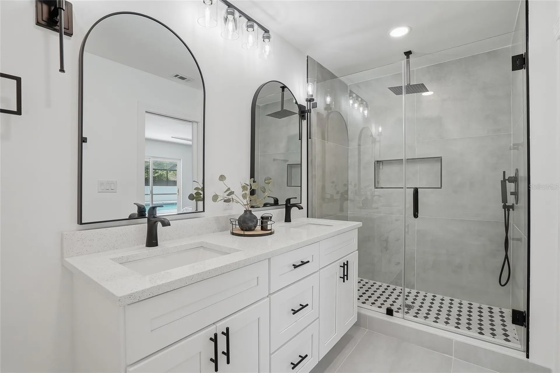 2540 Laurelwood Lane Valrico FL 33596