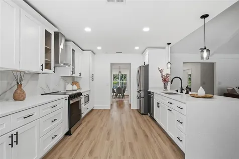 2540 Laurelwood Lane Valrico FL 33596