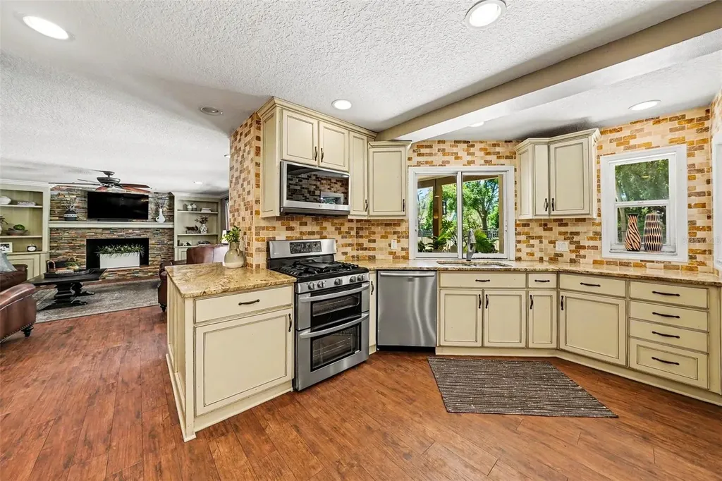 16502 Offenhaur Road Odessa FL 33556