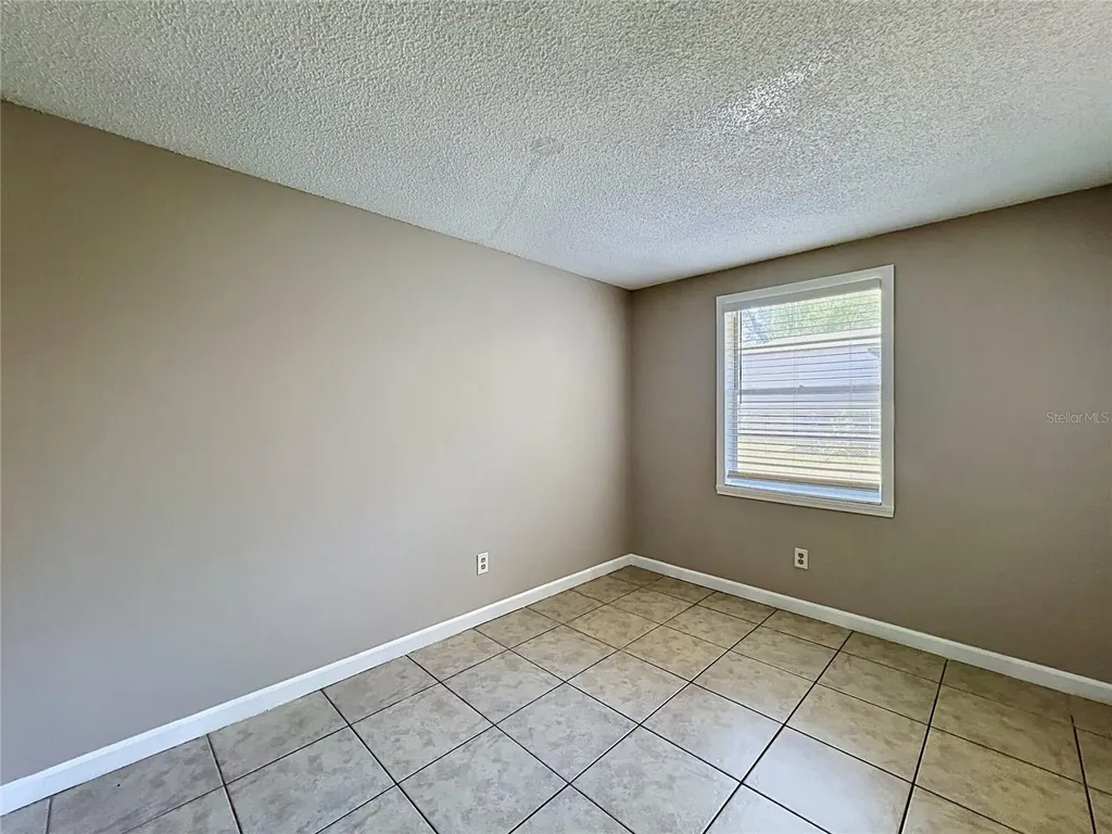 808 Falkirk Avenue Valrico FL 33594