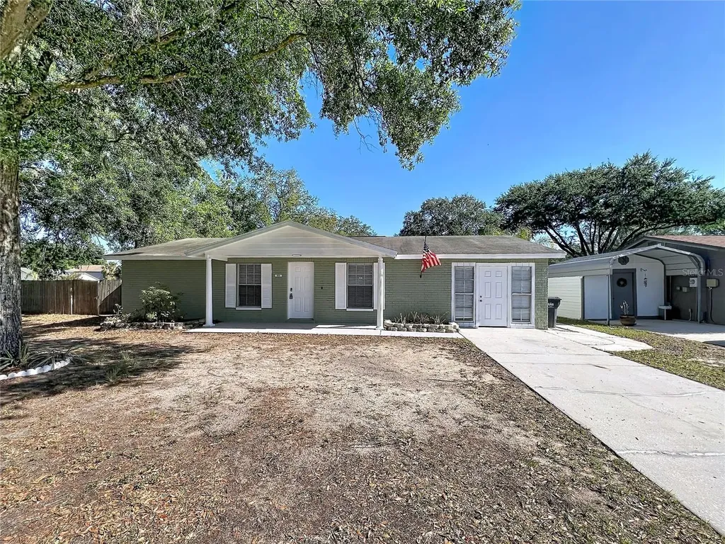 808 Falkirk Avenue Valrico FL 33594