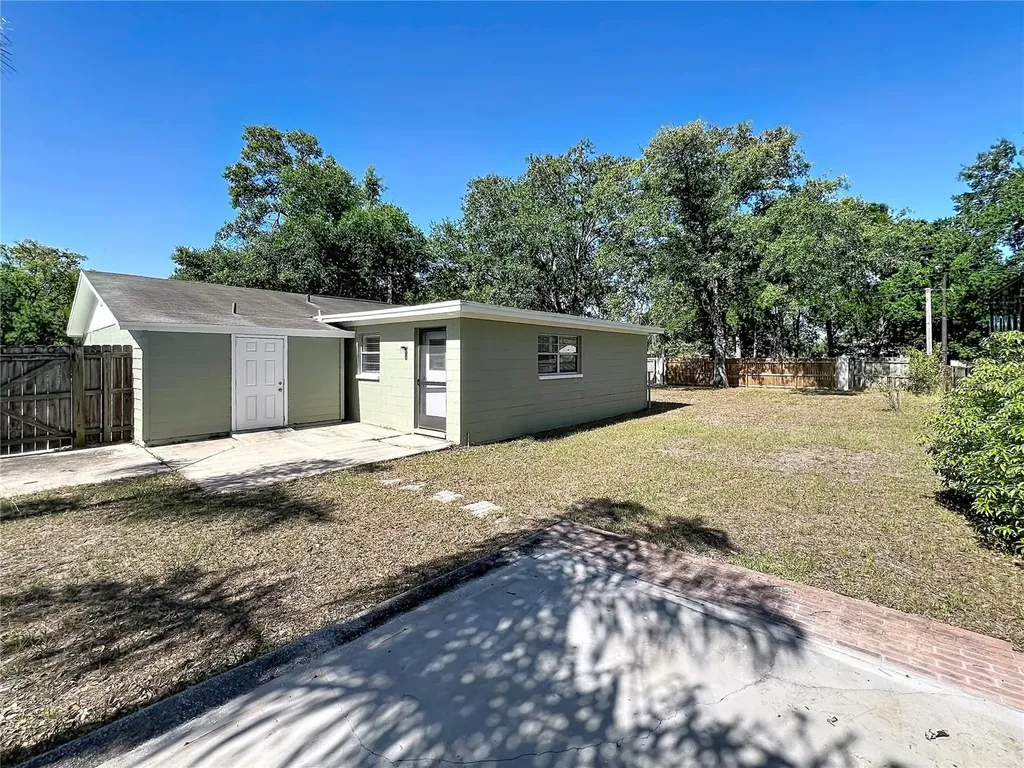808 Falkirk Avenue Valrico FL 33594