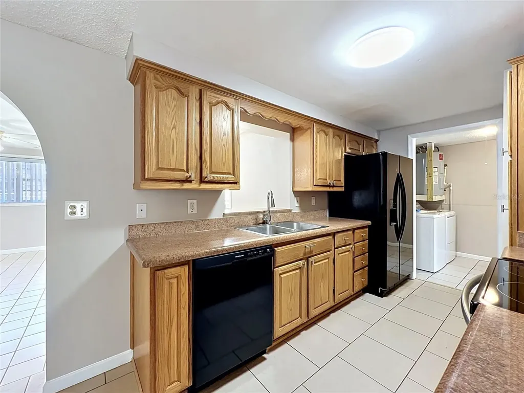 808 Falkirk Avenue Valrico FL 33594