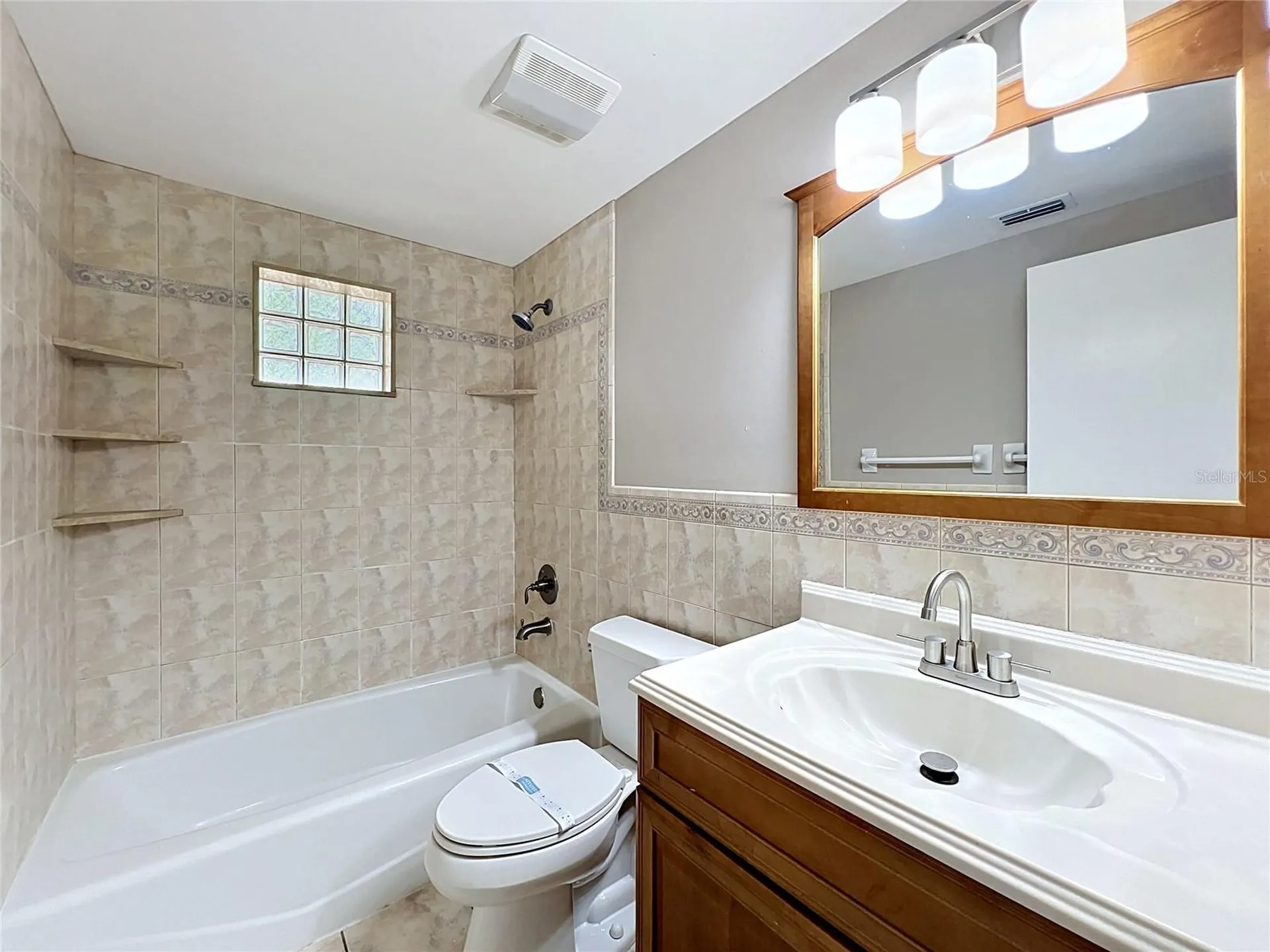 808 Falkirk Avenue Valrico FL 33594