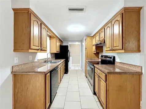 808 Falkirk Avenue Valrico FL 33594