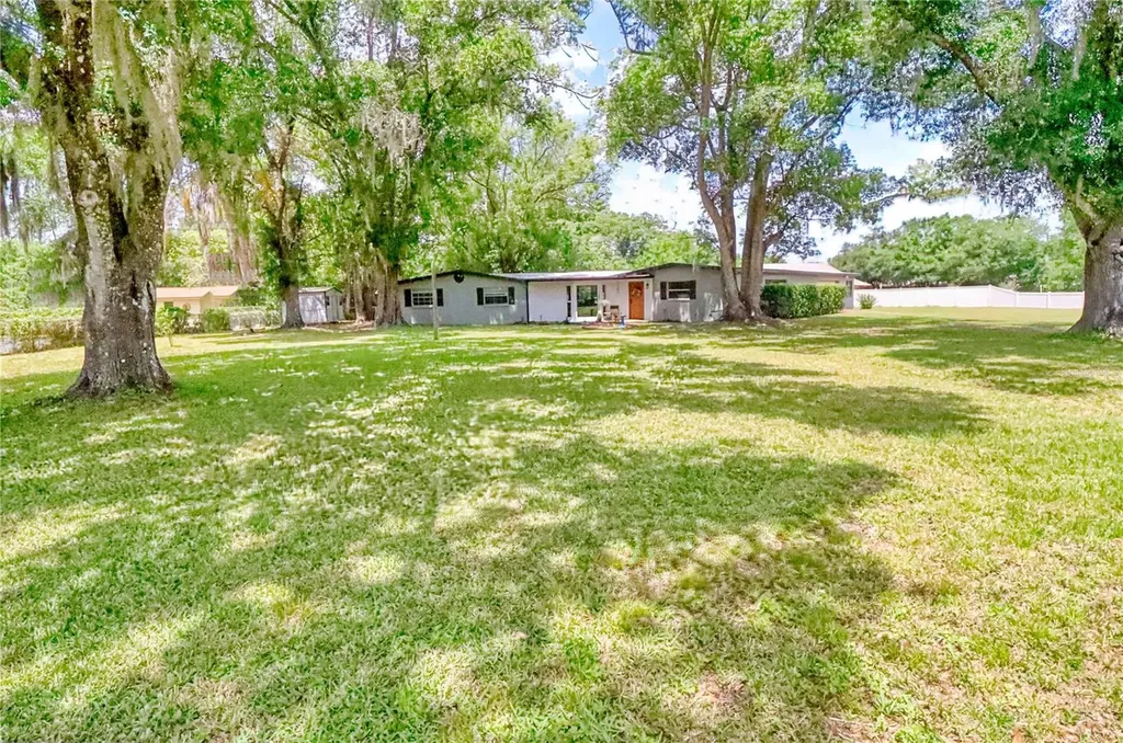5205 Five Acre Road Plant City FL 33565