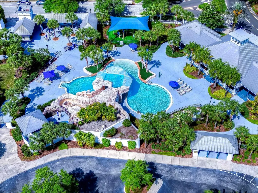 6069 Sandhill Ridge Drive Lithia FL 33547