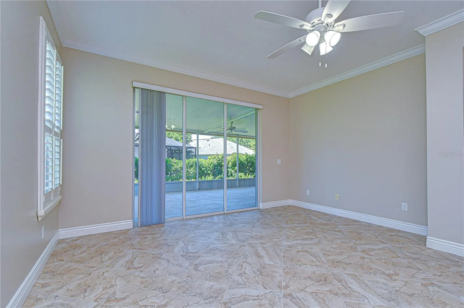6069 Sandhill Ridge Drive Lithia FL 33547