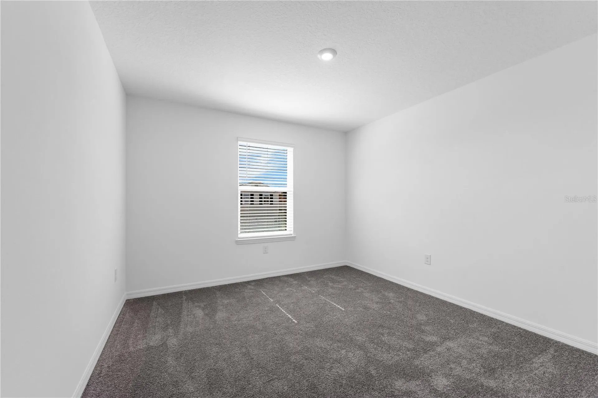 5492 Meadow Walk Drive Davenport FL 33837